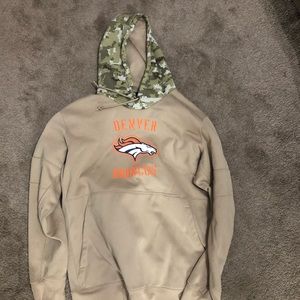 Nike Broncos Salute to Service XXL sweatshirt